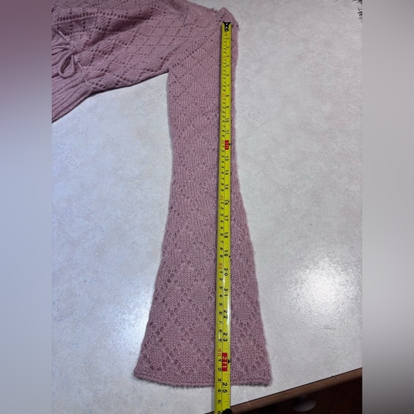 NWOT RW&CO. Blush Knit Sweater with Bell Sleeves - Picture 5 of 9